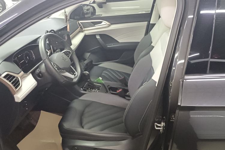 Used Volkswagen Tharu 2023 300TSI Two-Wheel-Drive Full Moon Edition