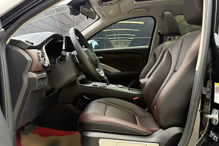 Used Wey VV6 2021 2.0T Two-Wheel Drive Smart Protection+
