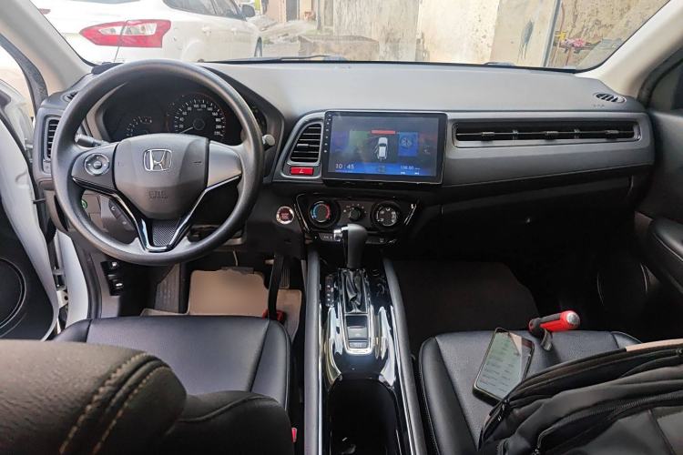 Used Honda Vezel 2017 1.8L CVT Front-Wheel Drive Pioneer Edition
