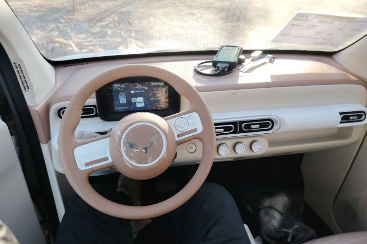 Used Wuling Hongguang MINIEV 2024 3rd Generation 215km Youth Edition
