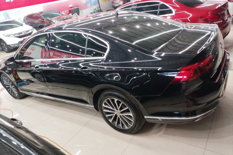 Used Volkswagen Magotan 2020 330TSI DSG Luxury Edition
