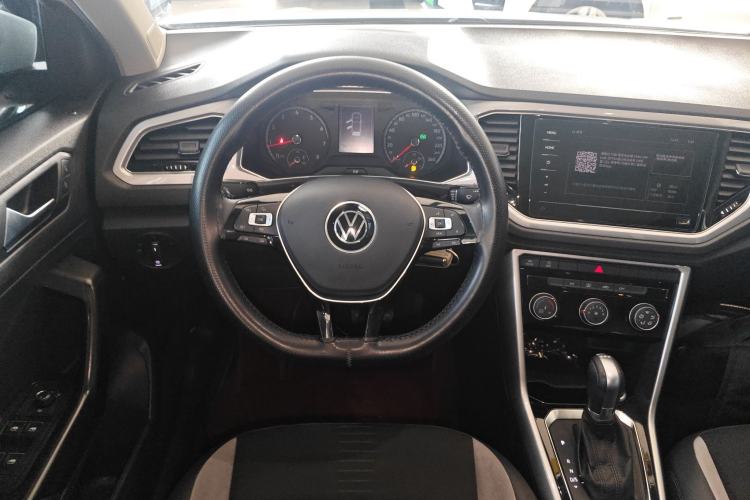 Used Volkswagen T-ROC 2021 280TSI DSG Two-Wheel Drive Elite Connect Edition