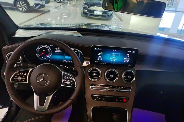 Used Mercedes-Benz GLC 2022 Refreshed GLC 300 L 4MATIC Dynamic Edition Prestige Version
