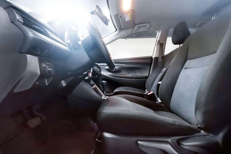 Used Toyota YARiS L 2019 1.5E CVT Dynamic Edition China VI compliant