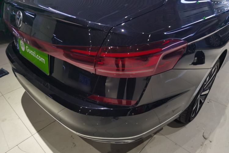 Used Volkswagen Passat 2022 330TSI Luxury Edition Custom Version
