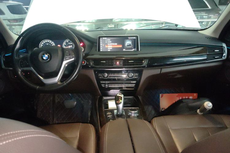 Used BMW X5 2018 xDrive28i
