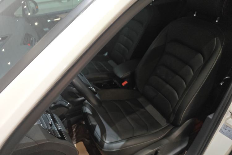 Used Volkswagen Tiguan L 2021 330TSI Automatic Two-Wheel Drive Smart Edition
