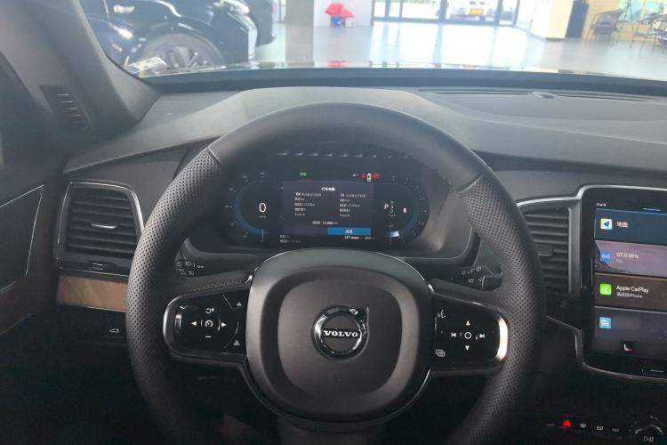 Used Volvo XC90 2024 B5 SmartDrive Luxury Edition 5 Seats