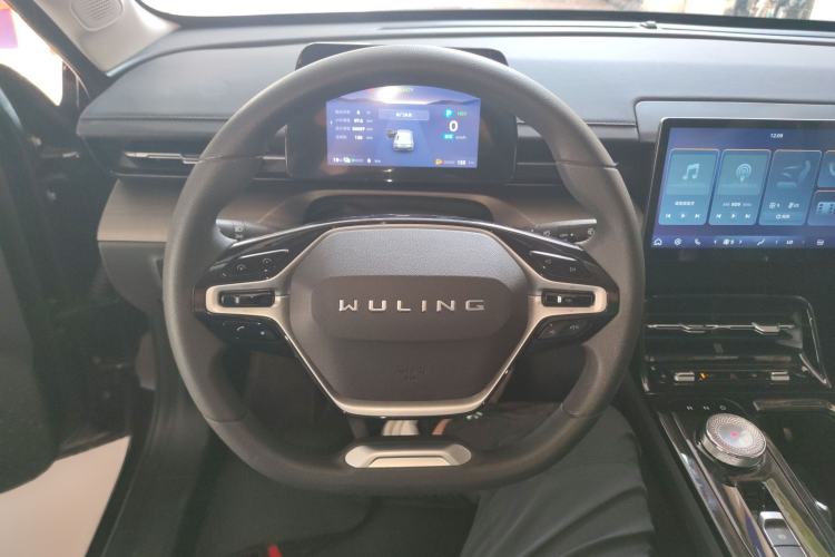 Used Wuling Xingguang 2023 70 Standard Edition
