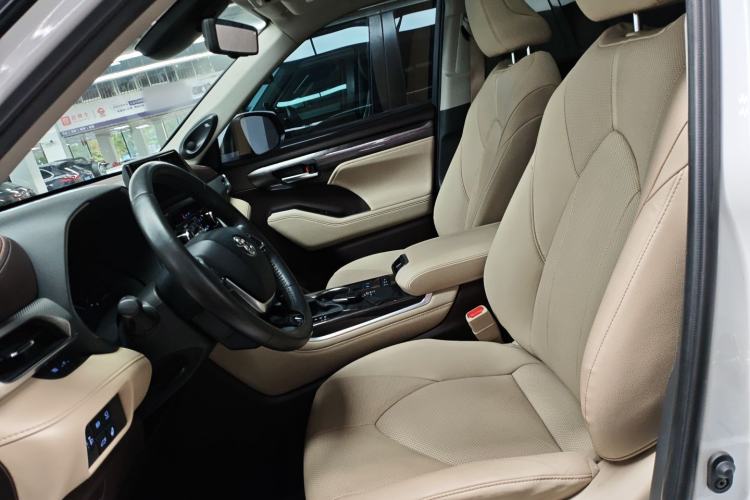 Used Toyota Highlander 2022 Dual-Engine 2.5L Four-Wheel Drive Supreme Edition 7-Seater