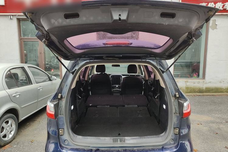 Used BYD Song MAX 2017 1.5T Automatic Smart Connect Elite 7-Seater
