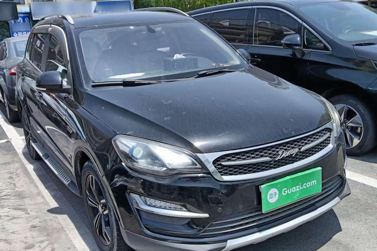 Used Zotye Domy X5 2017 Upgraded Model 1.5T Manual Luxury Version
