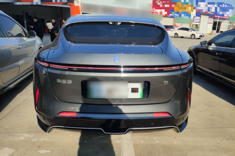 Used  11 2024 580 Three-Laser Four-Wheel Drive Luxury Edition
