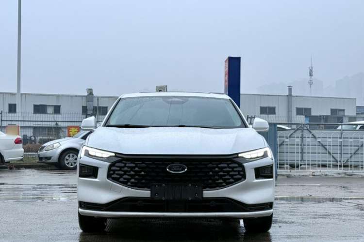 Used Ford Mondeo 2023 EcoBoost 180 Luxury Model
