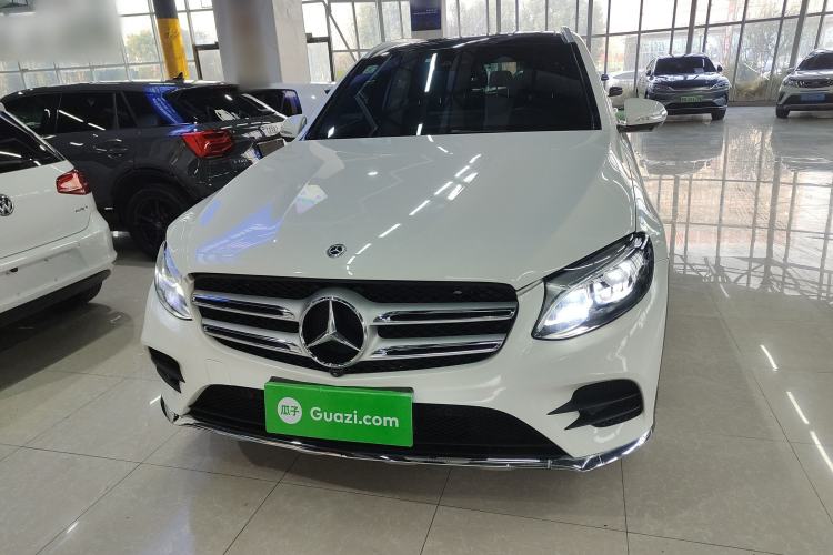 Used Mercedes-Benz GLC 2018 Facelift GLC 260 4MATIC Luxury Edition
