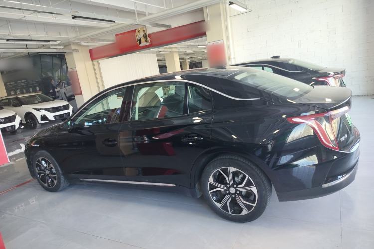 Used Hongqi E-QM5 2023 Revised Version Basic Travel Edition