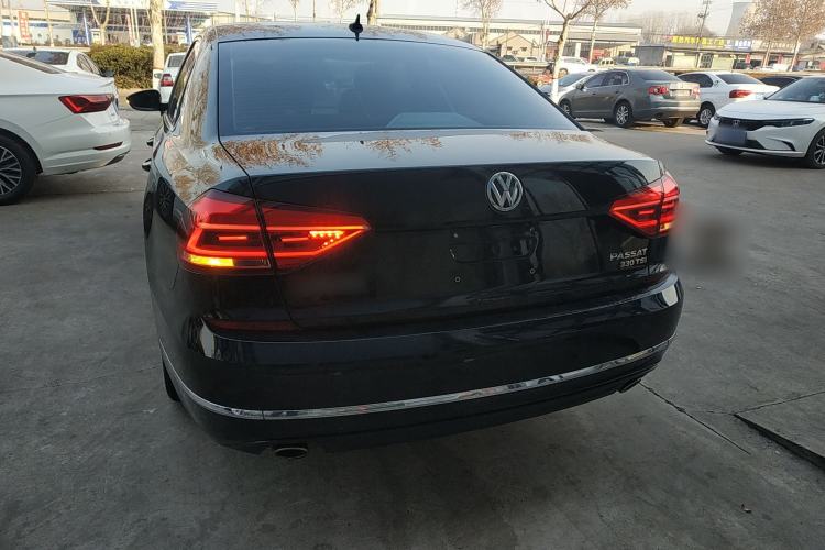 Used Volkswagen Passat 2016 330TSI DSG Luxury Edition