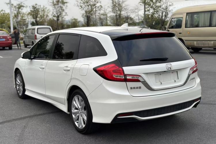 Used Honda Jade 2017 1.8L Automatic Classic Edition 5 seats
