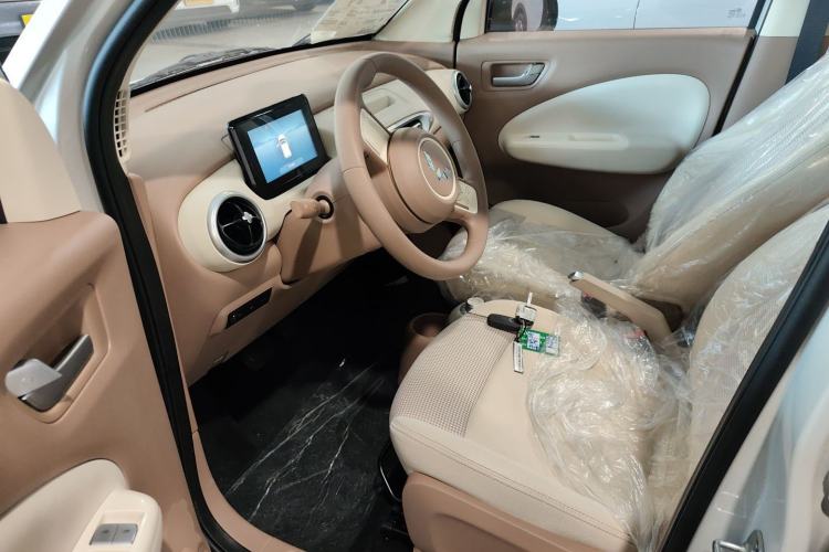 Used Wuling Hongguang MINIEV 2025 Four-Door Version Advanced Edition
