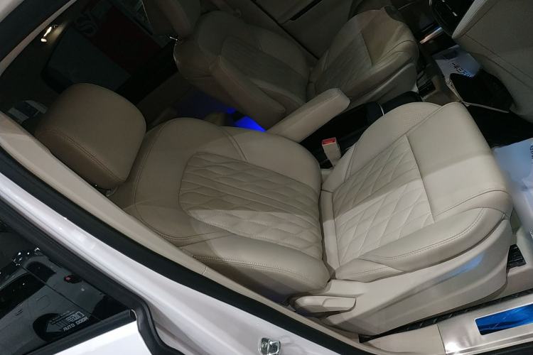 Used Buick GL8 2023 ES Lu Zun Comfort Model