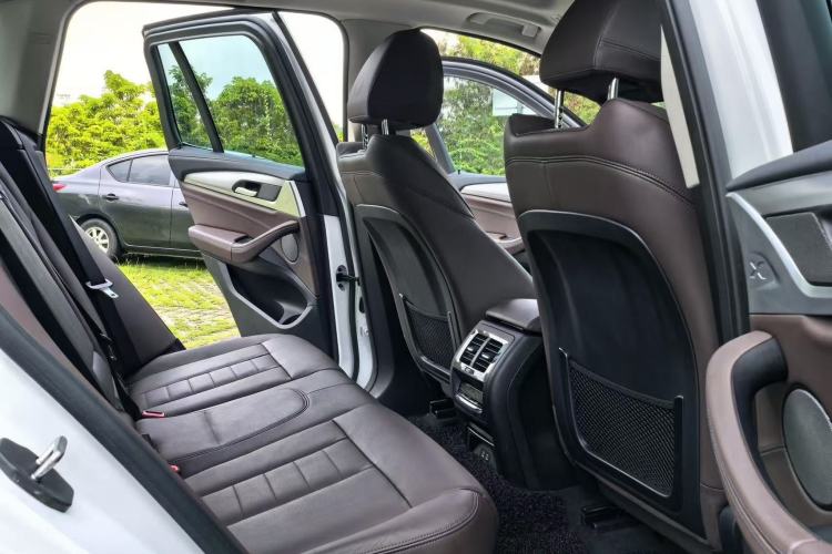 Used BMW iX3 2021 Leading Type
