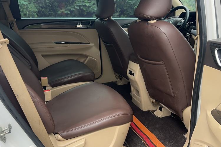 Used Baojun 730 2016 1.5L Manual Comfort Version 7 Seats China V Emission Standard
