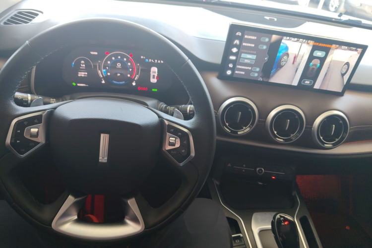 Used Wey VV6 2020 2.0T Two-Wheel Drive Smart Protection+
