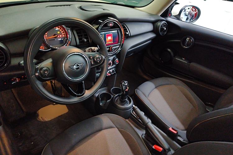 Used  MINI 2021 1.5T ONE
