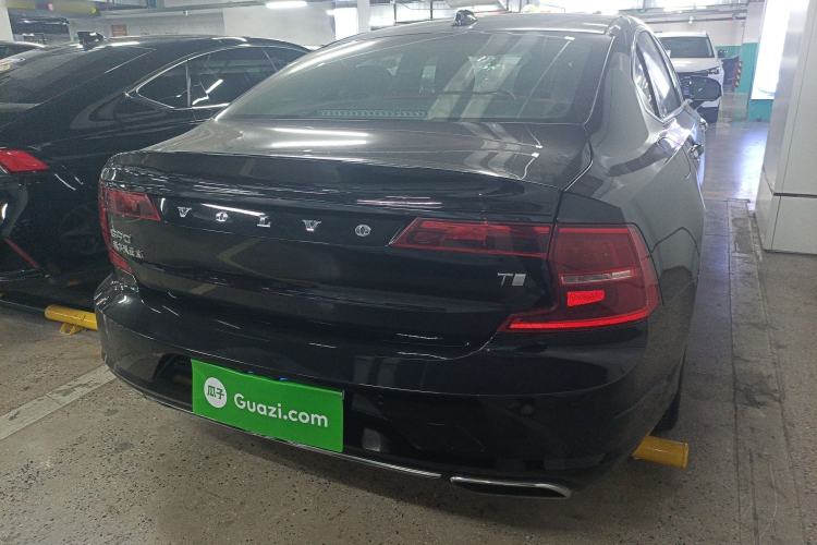 Used Volvo S90 2019 T4 Zhiyi Edition
