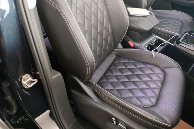 Used Volkswagen Talagon 2022 530TSI Four-Wheel Drive Flagship Shengjing Edition Pro 7-Seater
