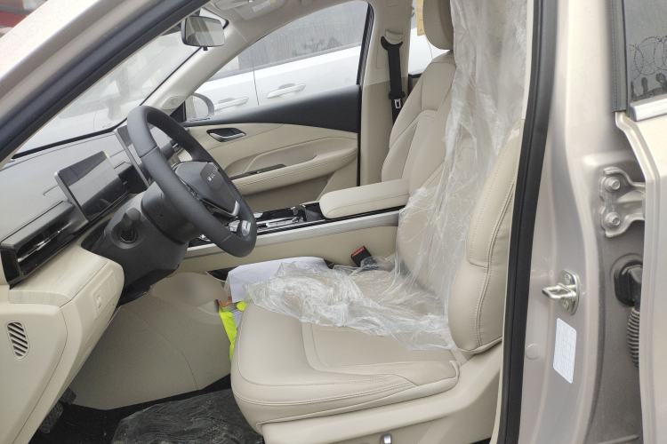 Used Wuling Xingguang 2024 Co-Creation Edition 510 Advanced Model