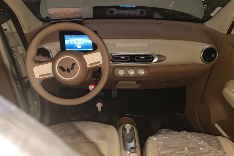 Used Wuling Hongguang MINIEV 2025 Four-Door Version Premium Edition