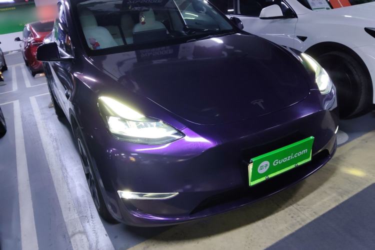 Used Tesla Model Y 2023 Long-Range All-Wheel-Drive Version