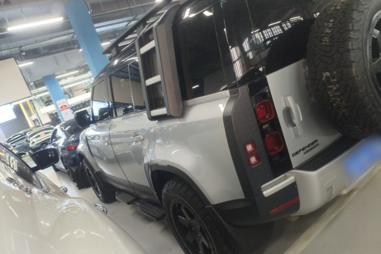 Used Land Rover Defender 2022 110 P400 Dark Edition