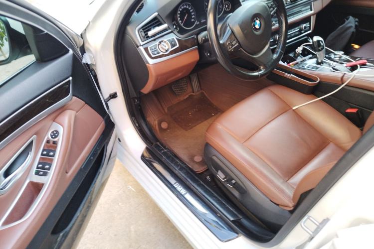 Used BMW 5 Series 2017 525Li Leading Model
