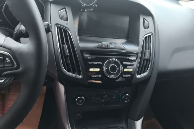 Used Ford Focus 2017 Hatchback 1.6L Manual Comfort Plus SmartDrive Edition