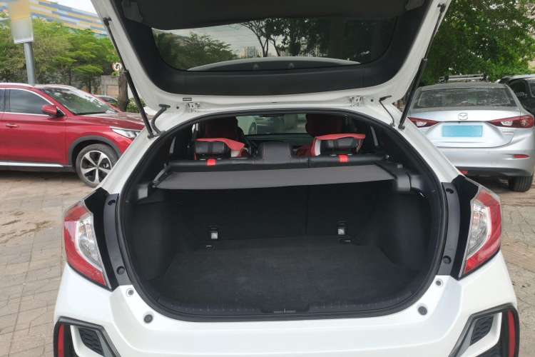 Used Honda Civic 2021 HATCHBACK 220TURBO CVT New Trendsetter