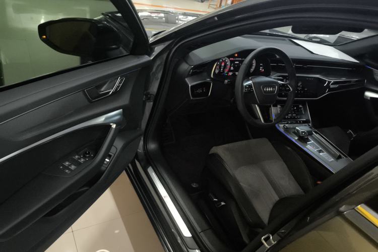 Used Audi A6L 2023 Revised 45 TFSI Prestige Dynamic Edition
