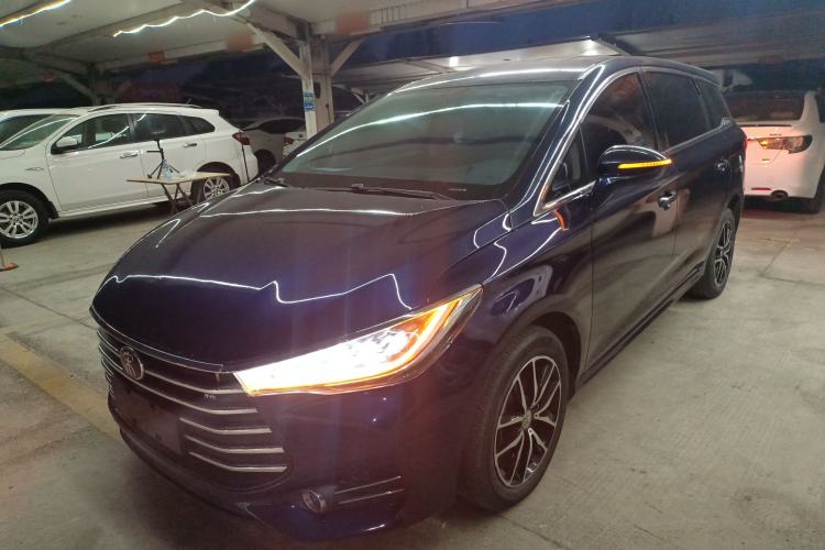 Used BYD Song MAX 2018 1.5T Automatic Smart Connect Luxury 6-Seater