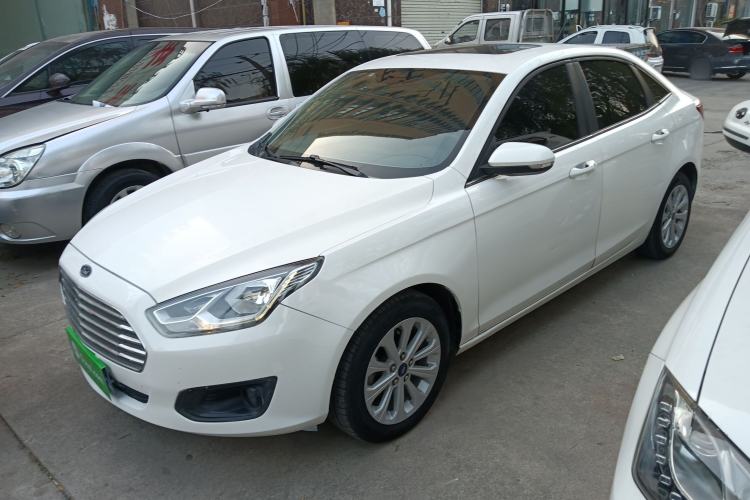 Used Ford Escort 2017 Happiness Edition 1.5L Automatic Fashion Version
