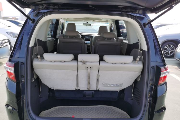 Used Honda Odyssey 2015 Revised 2.4L Luxury Edition
