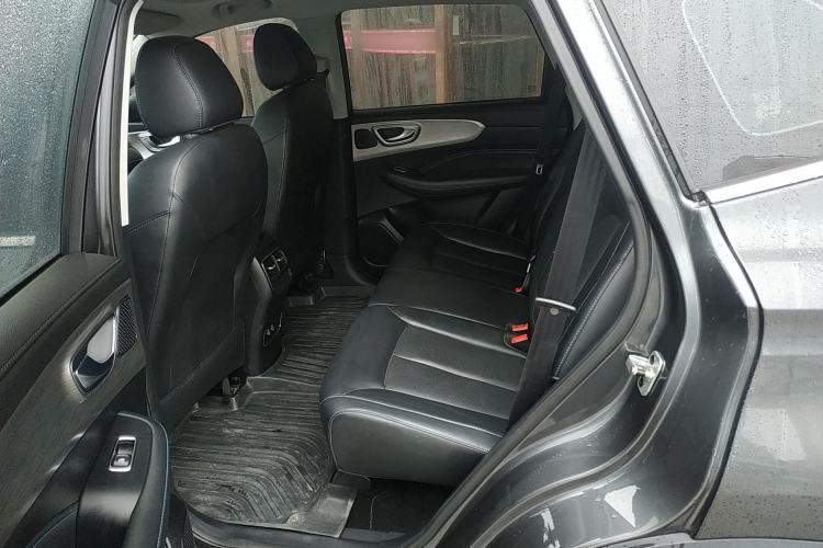 Used Roewe RX5 2023 PLUS 330TGI Automatic Trendsetting Smart Edition