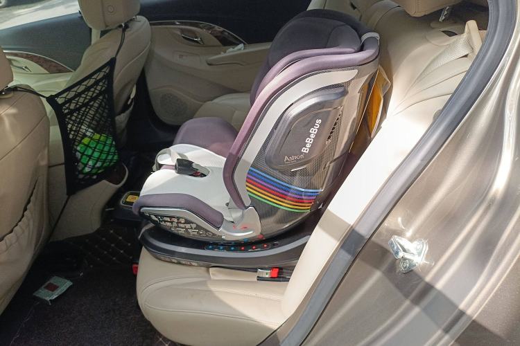 Used Buick LaCrosse 2013 2.4L SIDI Leading Comfort Version
