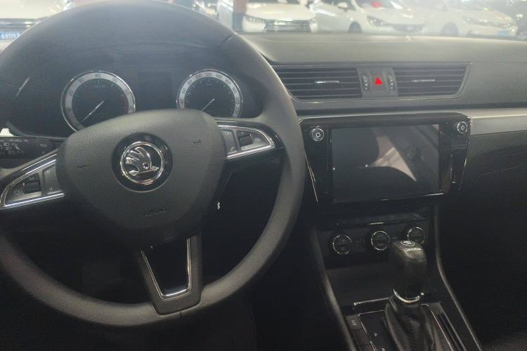 Used Skoda Superb 2018 TSI330 DSG Comfort Edition China V Standard
