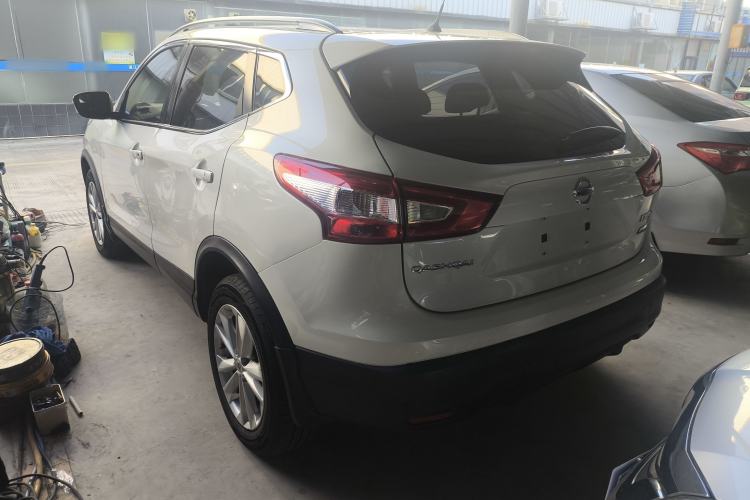 Used Nissan Qashqai 2016 2.0L CVT Elite Edition