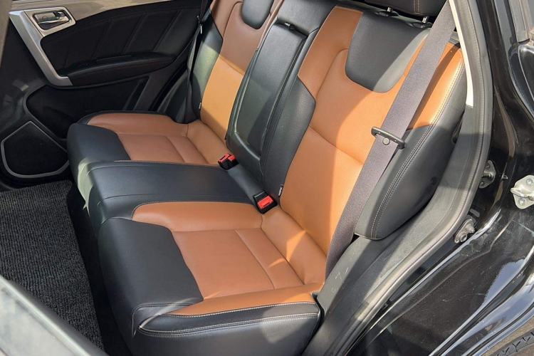 Used Geely Auto Vision X6 2016 1.3T CVT Flagship Model
