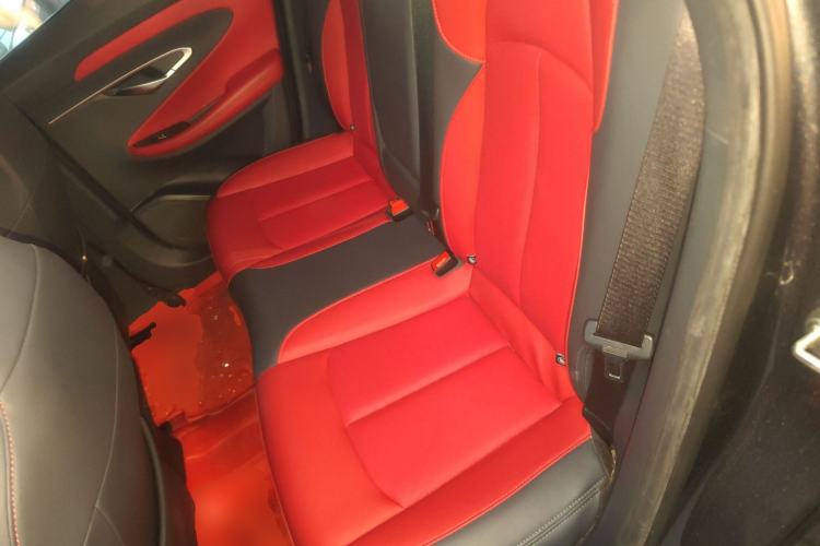 Used Changan UNI-T 2020 1.5T Prestige Version
