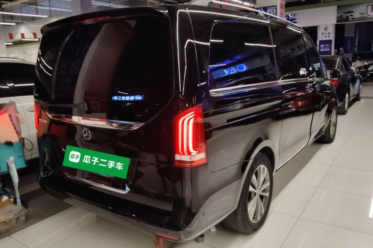 Used Mercedes-Benz V-Class 2020 V 260 Avantgarde Edition