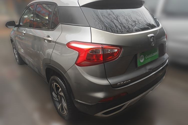 Used Baojun 510 2017 1.5L manual Comfort trim