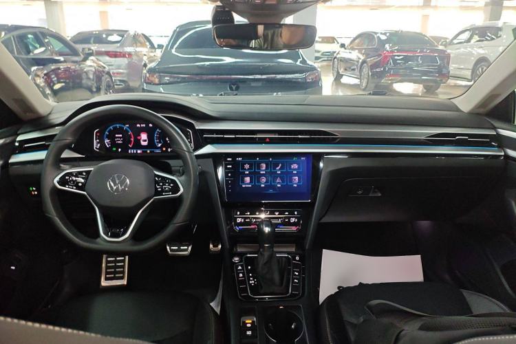 Used Volkswagen FAW-Volkswagen CC 2021 380TSI Striking Edition
